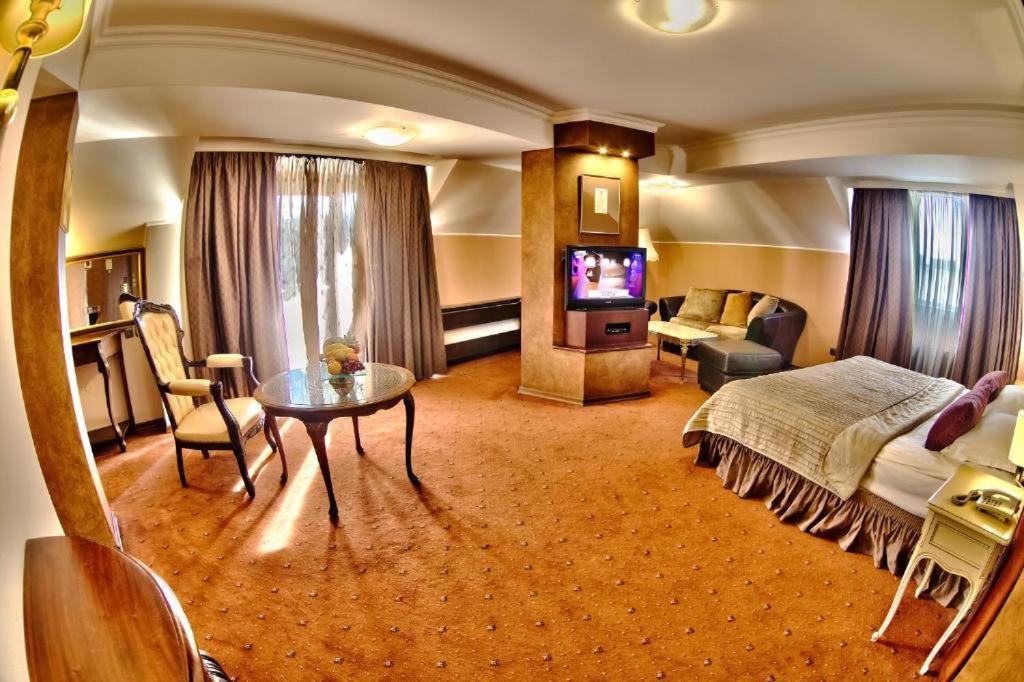 Meg-Lozenetz Hotel Σόφια Εξωτερικό φωτογραφία